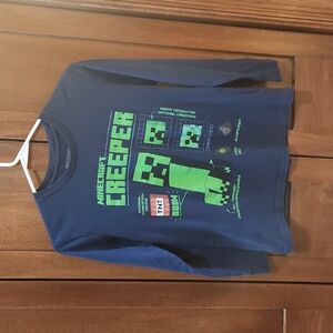 Boys Medium Minecraft long sleeve shirt
